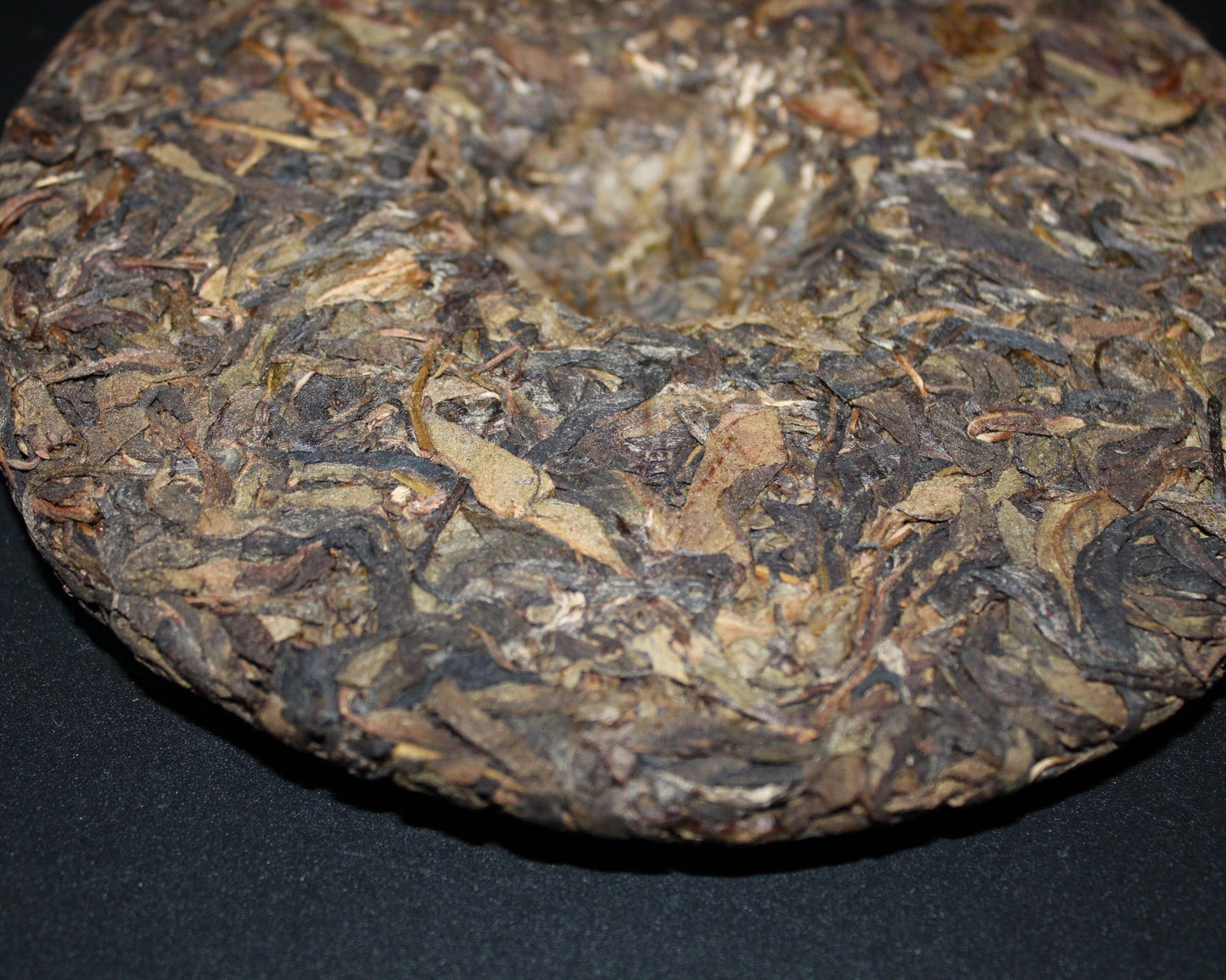 2015 Farmer Leaf Jingmai Yellow Flake Gu Shu
